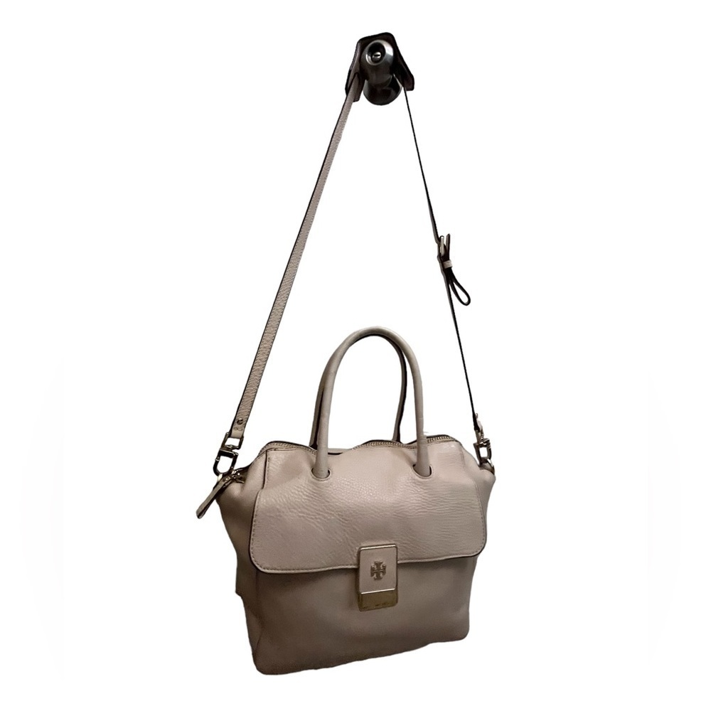 Tory Burch Clara Leather Satchel $495 Light, Pink size, medium Crossbody bag, 